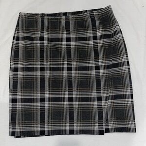J. Jill Black White Beige Plaid Pencil Skirt- size 18W-EUC